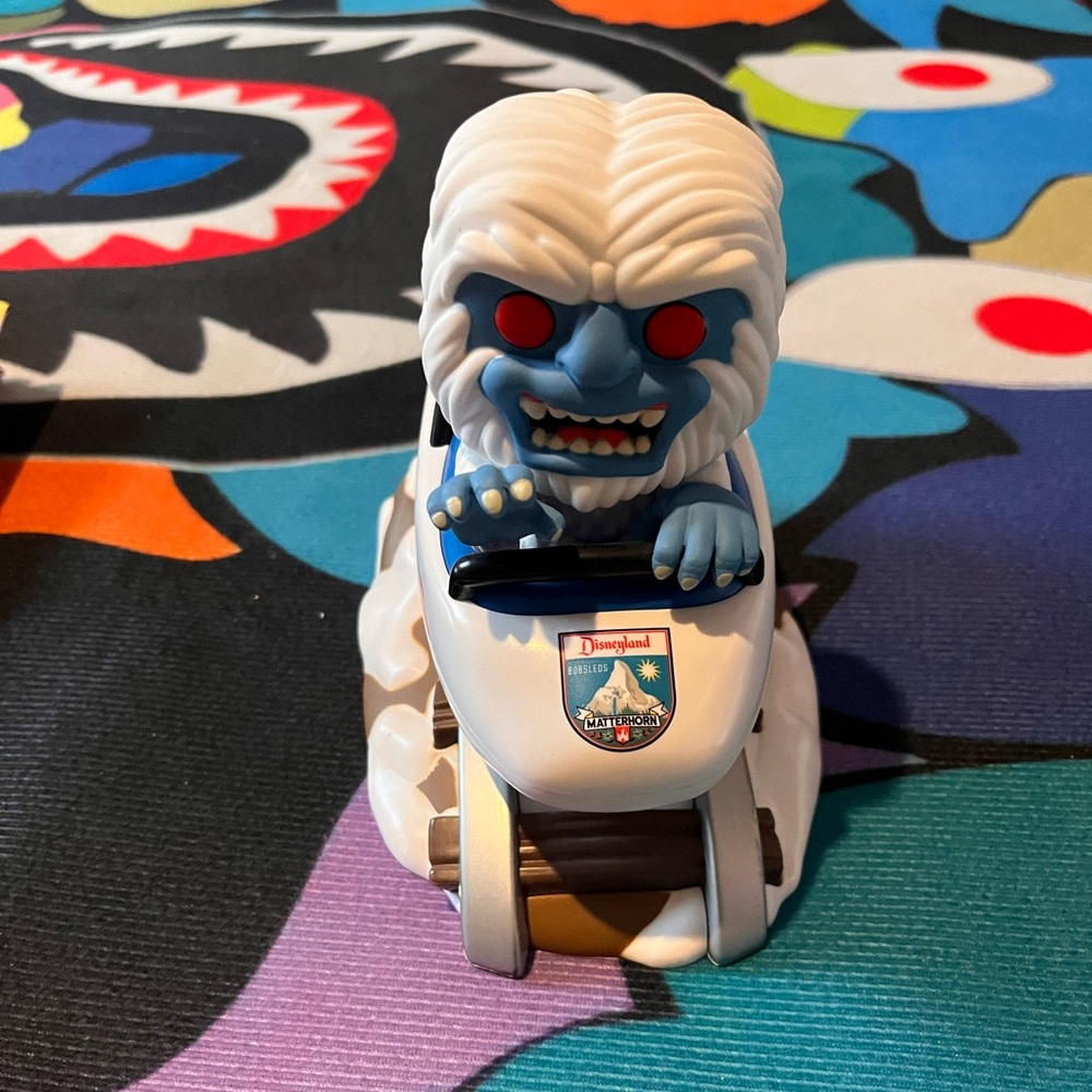 Disney White and Blue Yeti Ride-On Figure
